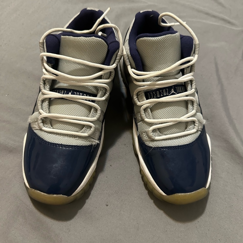 Air Jordan 11